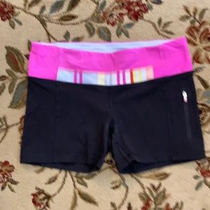Lululemon 4” running shorts, like NEW.